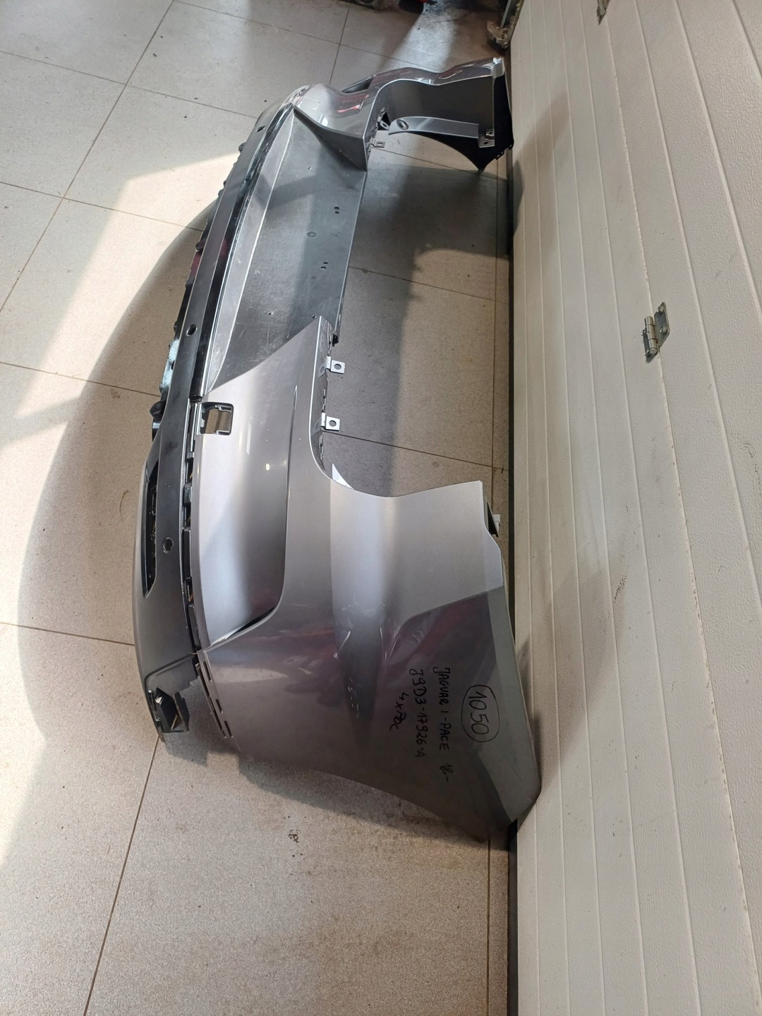 Paraurti posteriore posteriore JAGUAR e -PACE 18R- J9D3-17926-A 4 X PDC