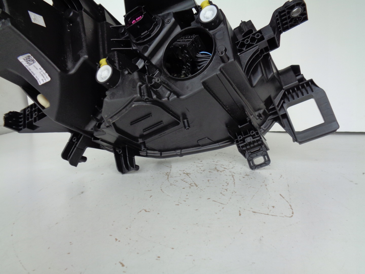 light left REFLEKTOR SEAT CUPRA BORN 21- FULL LED