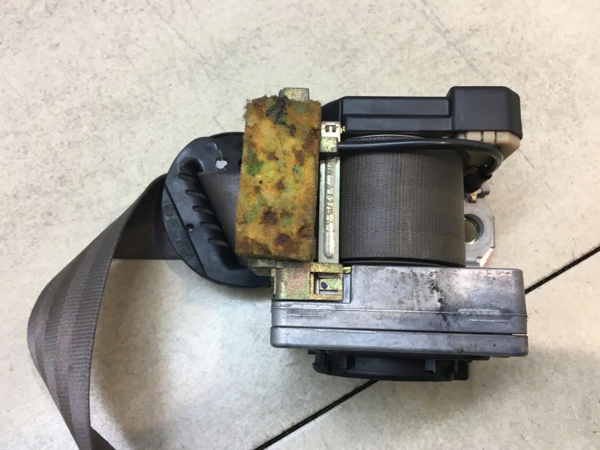 tension belt safety right front SEAT TOLEDO II