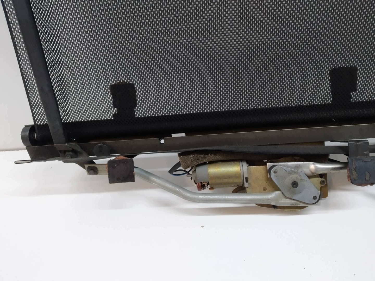 blinds boot blinds windows rear part sedan 4B5861325 Audi A6 II (1997-2004) C5