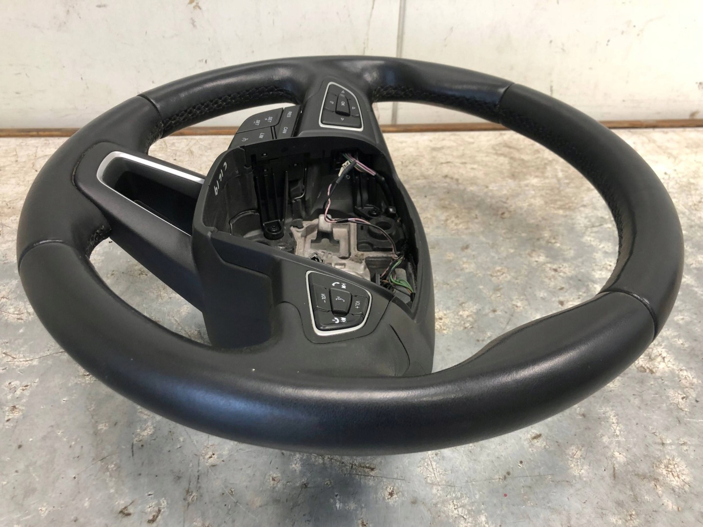 lenkrad Leder GRZANA MULTIFUNKCJA FORD KUGA MK2