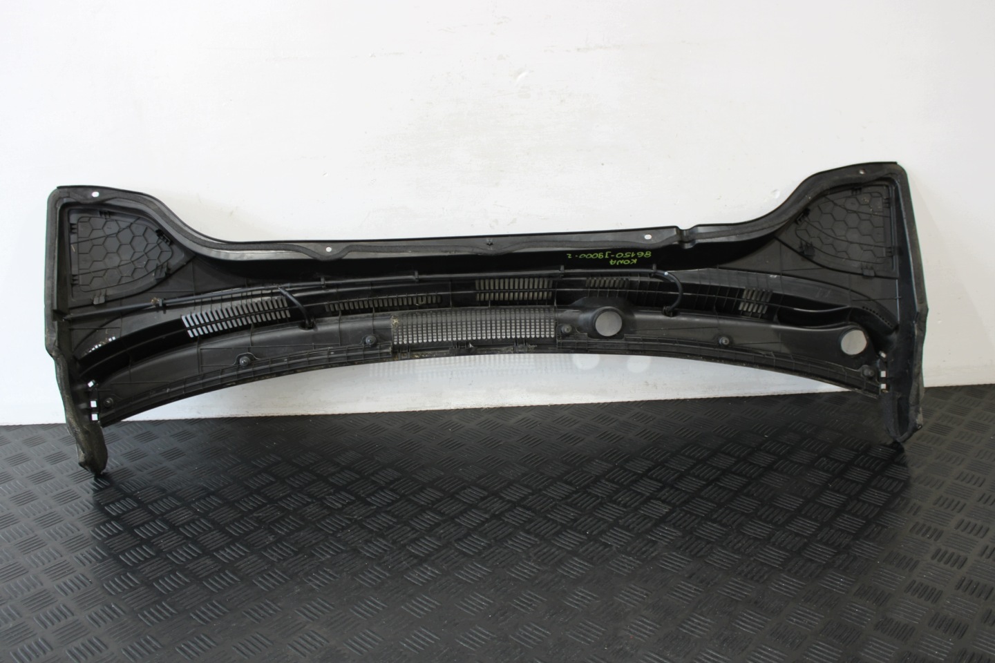 torpedo plastic 86150-J9000 HYUNDAI KONA 1.6 CRDI