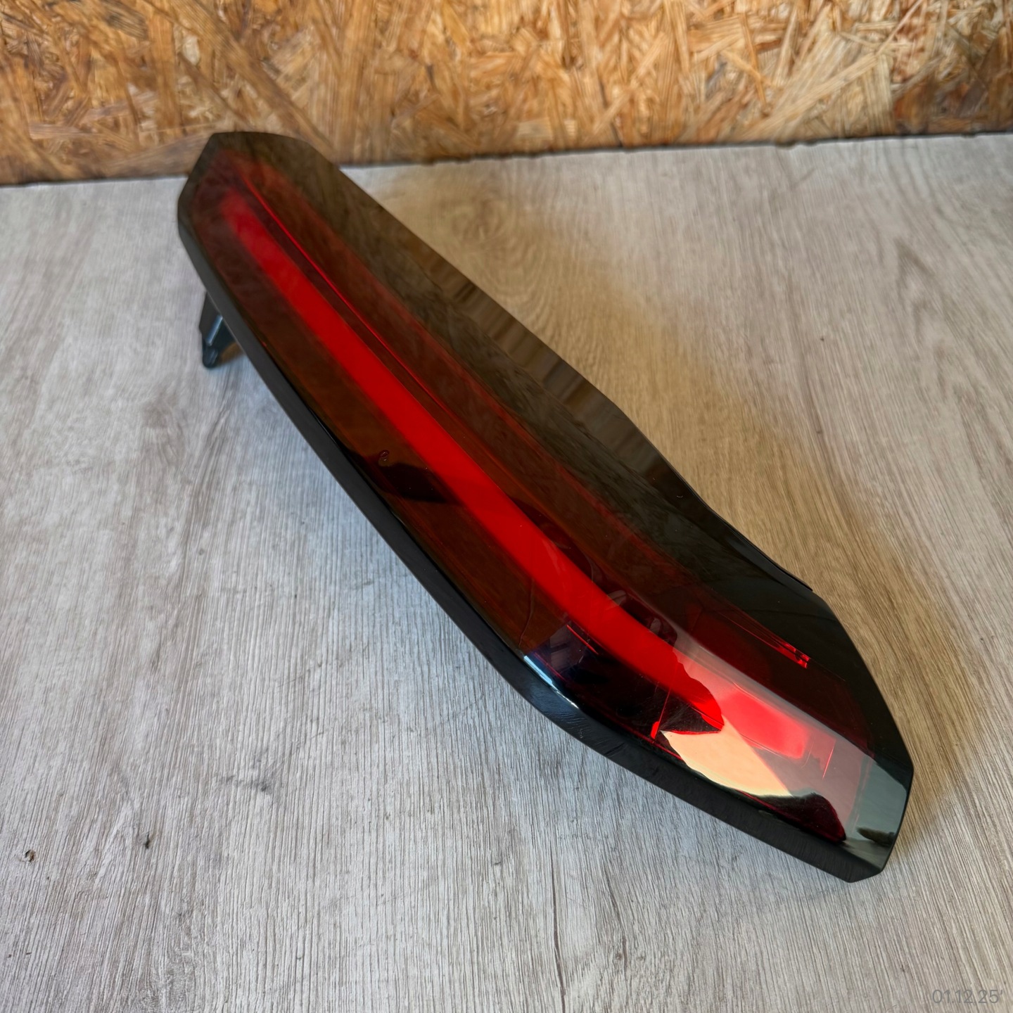 light rear right bonnet CITROEN C4 III 2022 ROK 9831120580