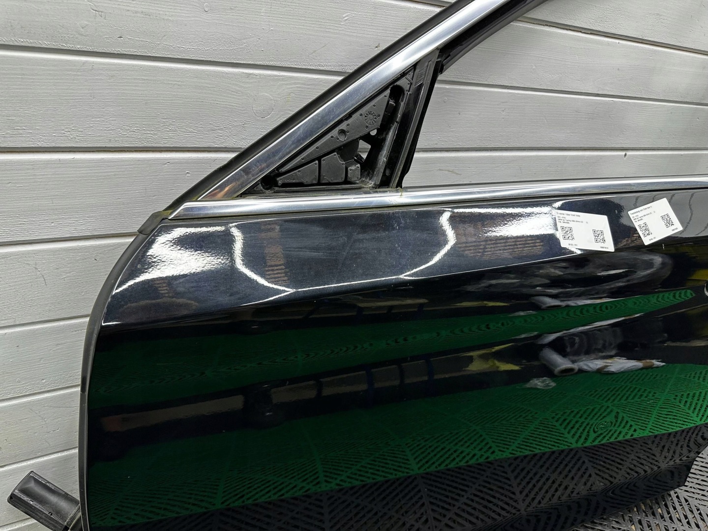 door front front side left BMW 5 G30 G31 colour 475