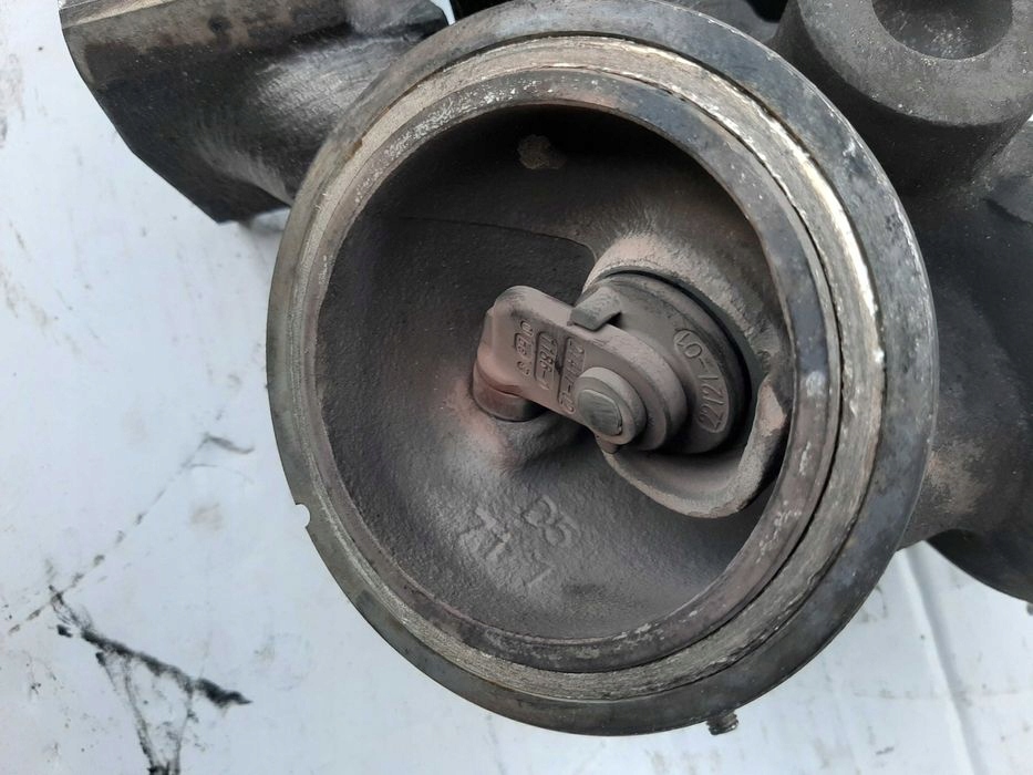 turbo goraca Seite Mercedes W205 C43 AMG 3.0