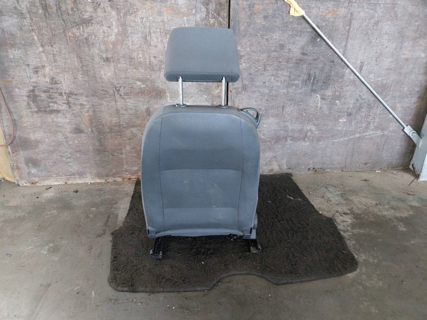 seat right front VOLKSWAGEN GOLF V HB 3D