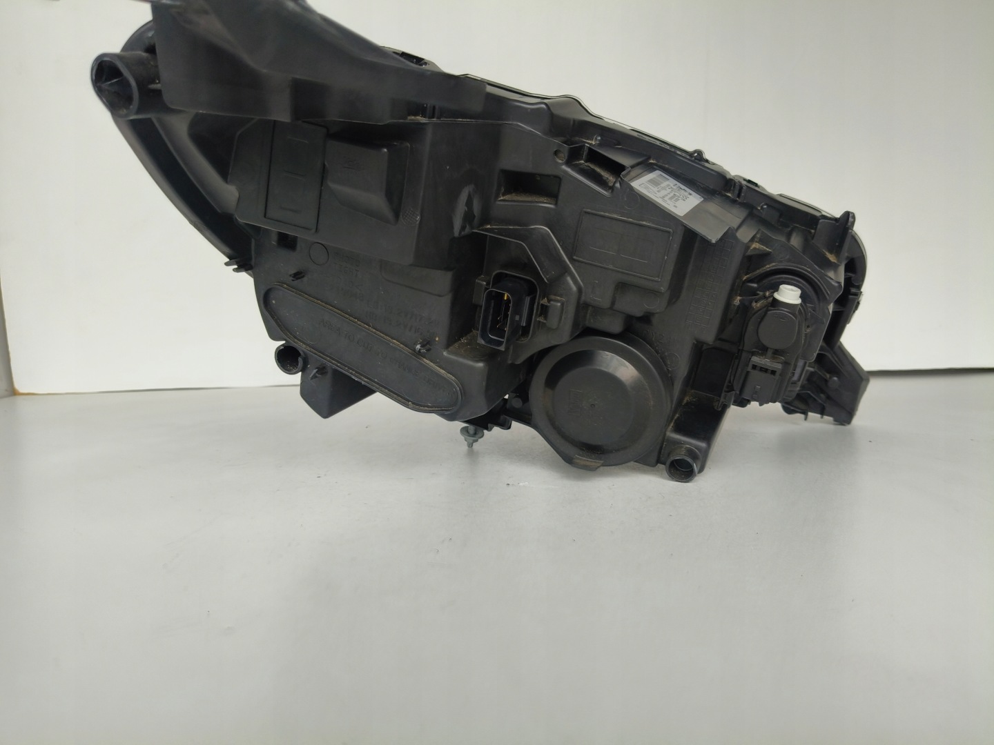 light left REFLEKTOR PEUGEOT 208 II 19- FULL LED