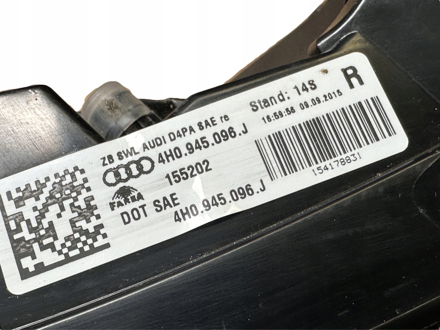 AUDI A8 4H D4 LIFT light right rear part 4H0945096J USA