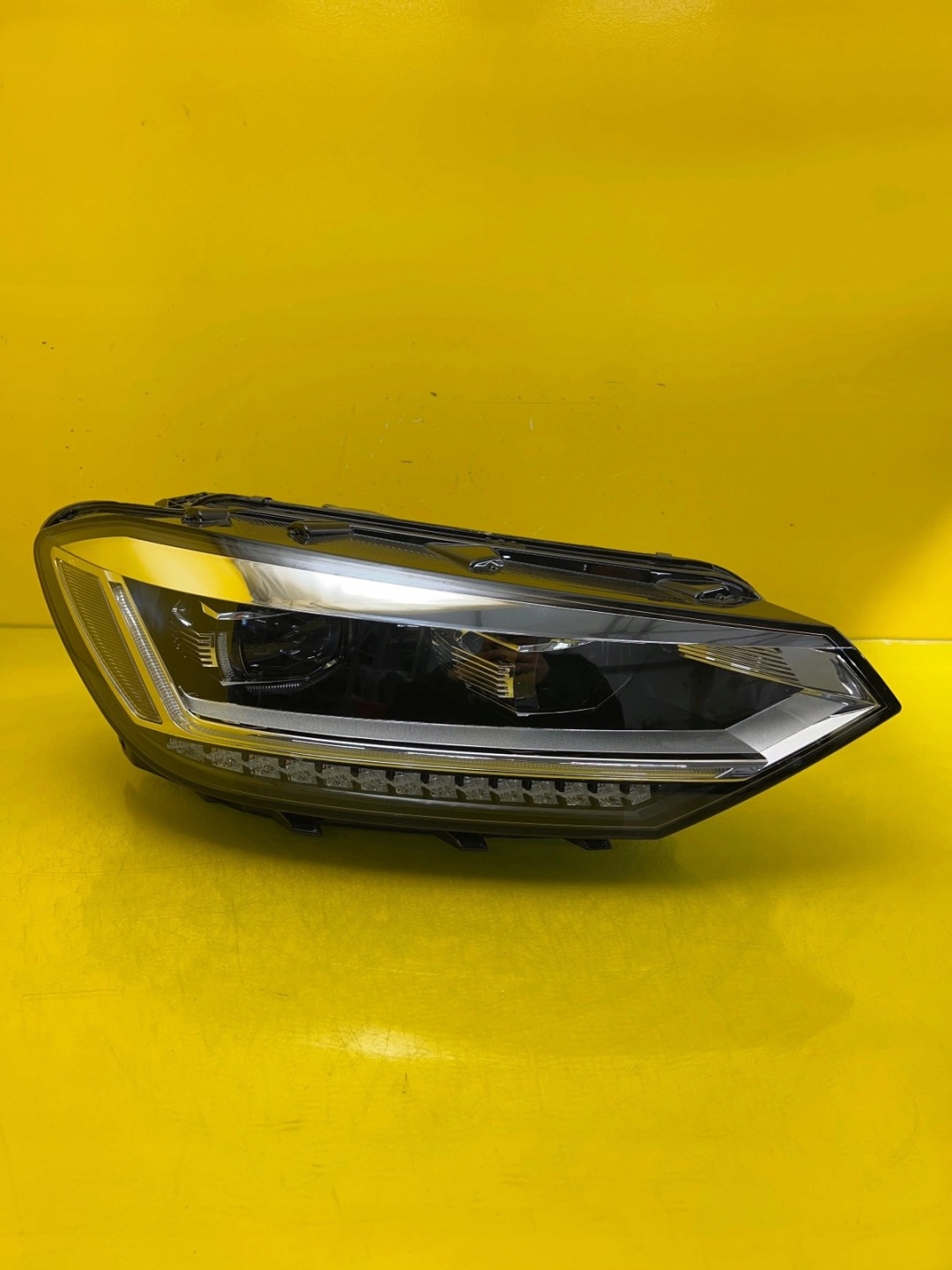 light right front VW Touran III Full Led 5TB941082D