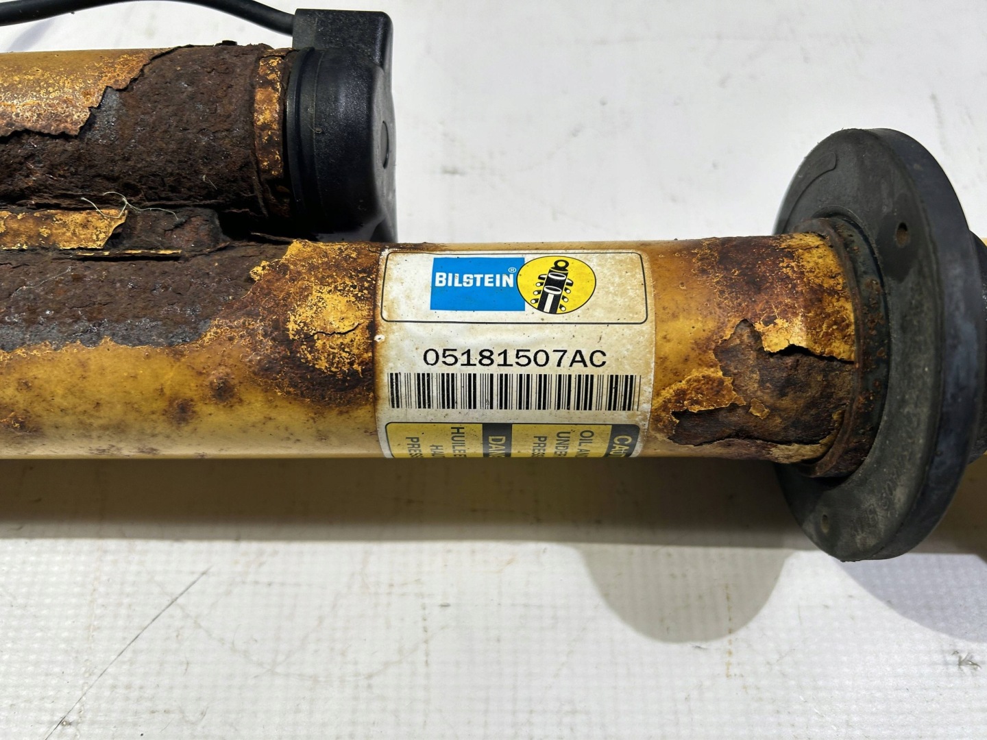 shock absorber Bilstein lwey front front Jeep Grand Cherokee 6.4 SRT 2011r