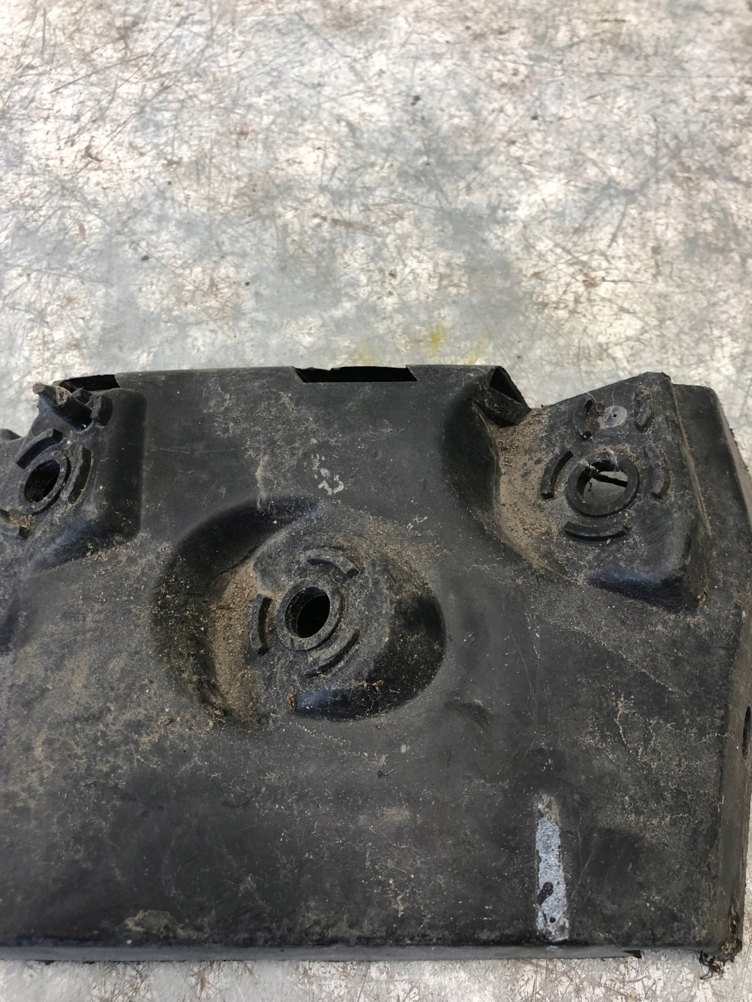 bumper bracket right front SEAT ALTEA 5P0807184A