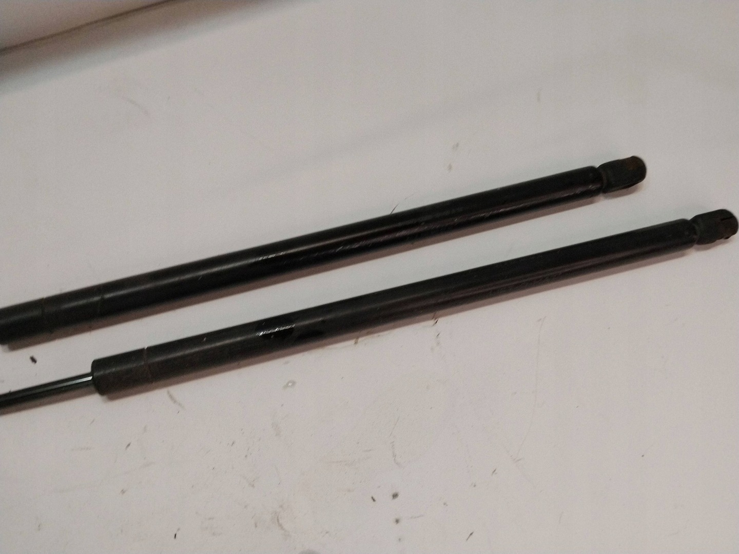 damper bonnets Mercedes-Benz S W220 2000 A2208800329