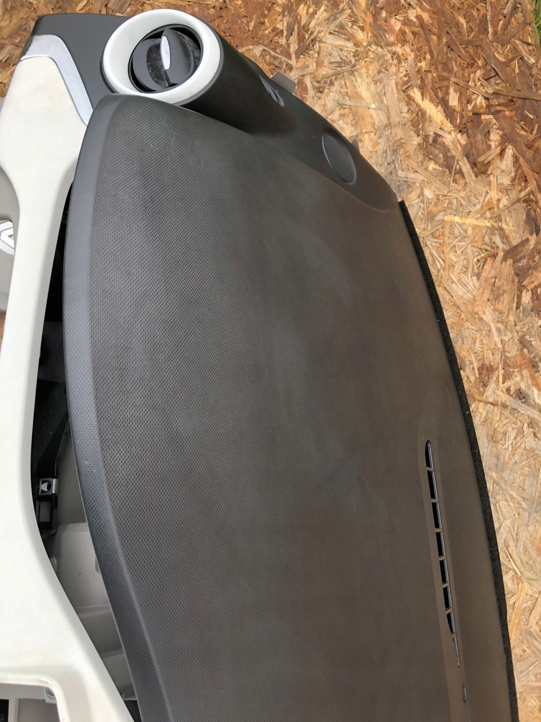 konzola ZOE napínací pásy airbagy SENSOR