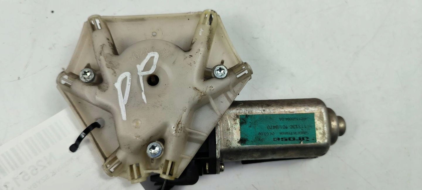 mini motor windows right front 113136101 VOLVO V40 and LIFT