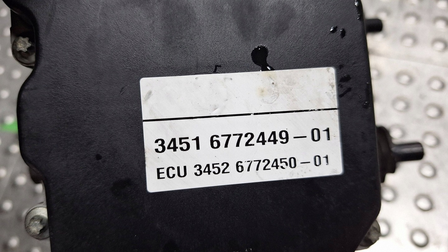 pump control unit ABS 6772449 6772450 BMW E60 E61 XDRIVE