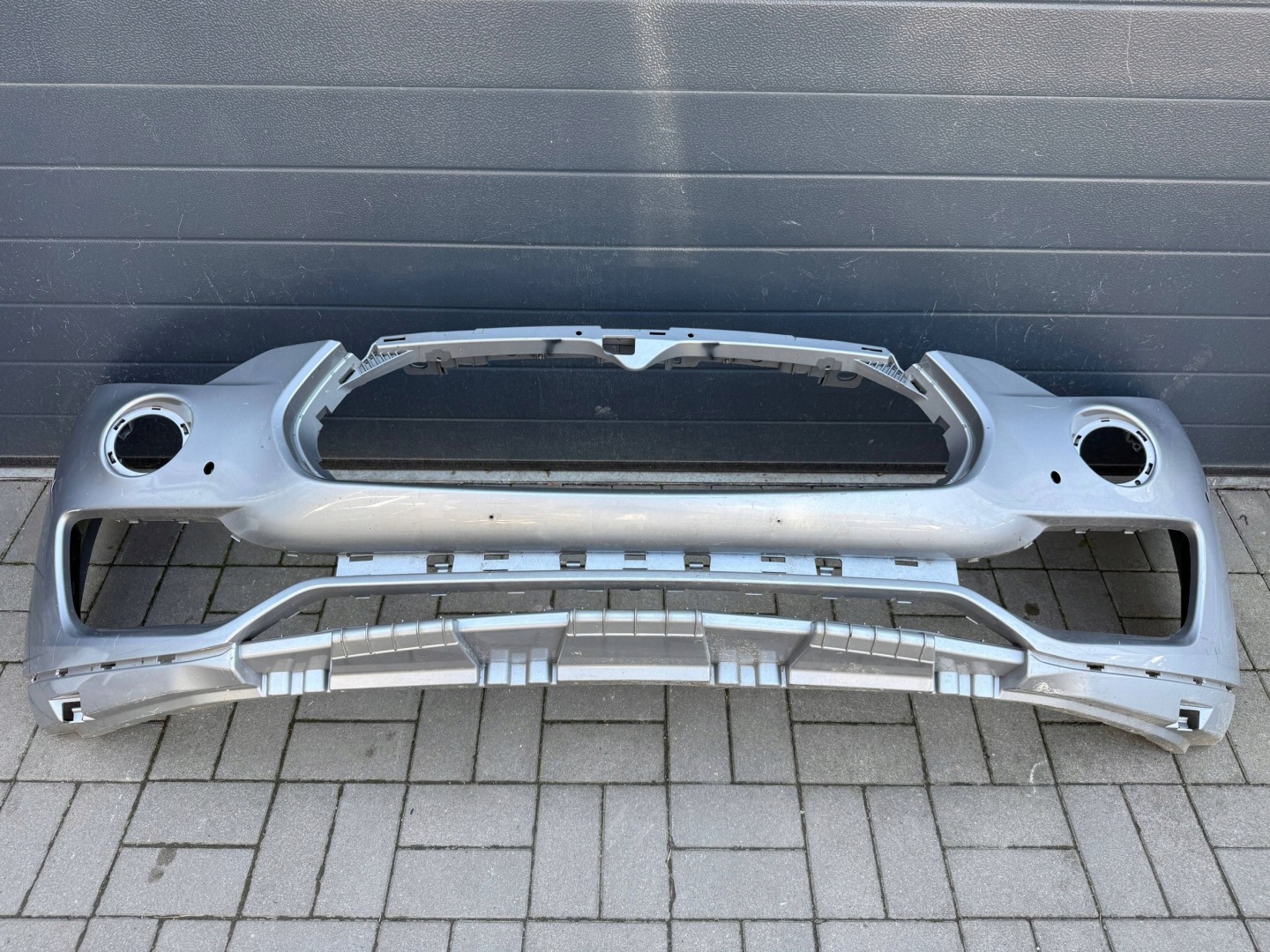 Maserati Levante 17- bumper front front