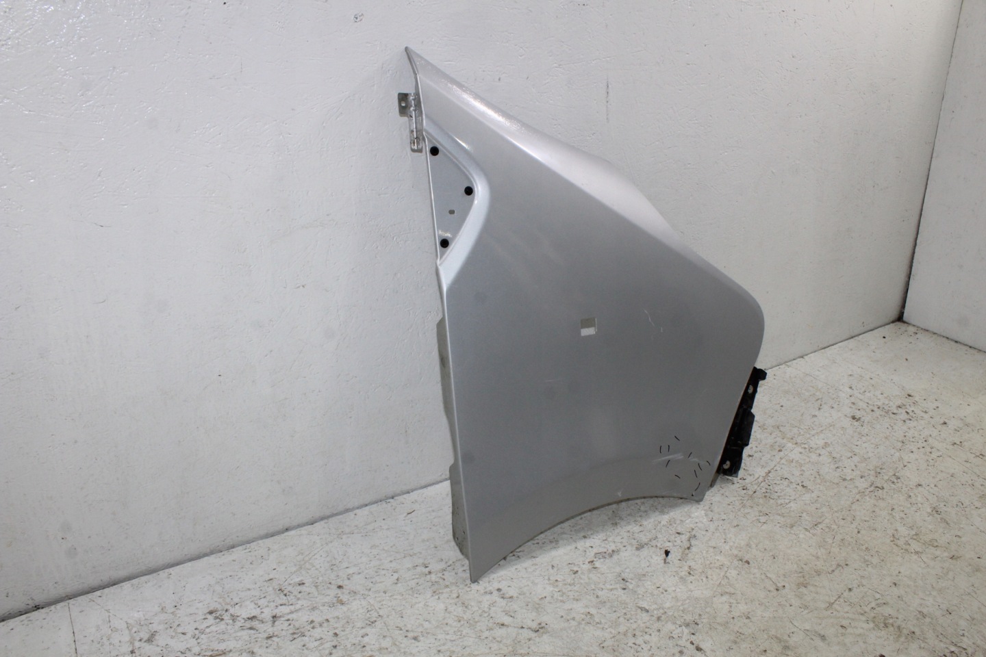 Opel Vivaro B Renault Trafic III fender right front