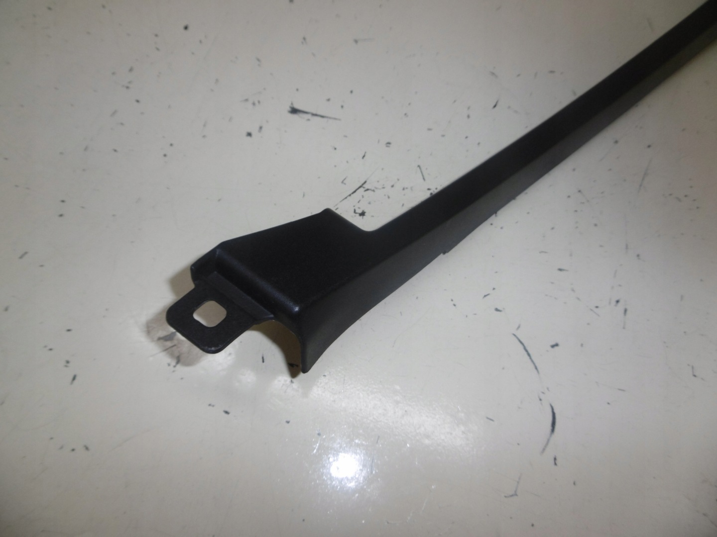 frame windows door right front INFINITI M30 M35 M37