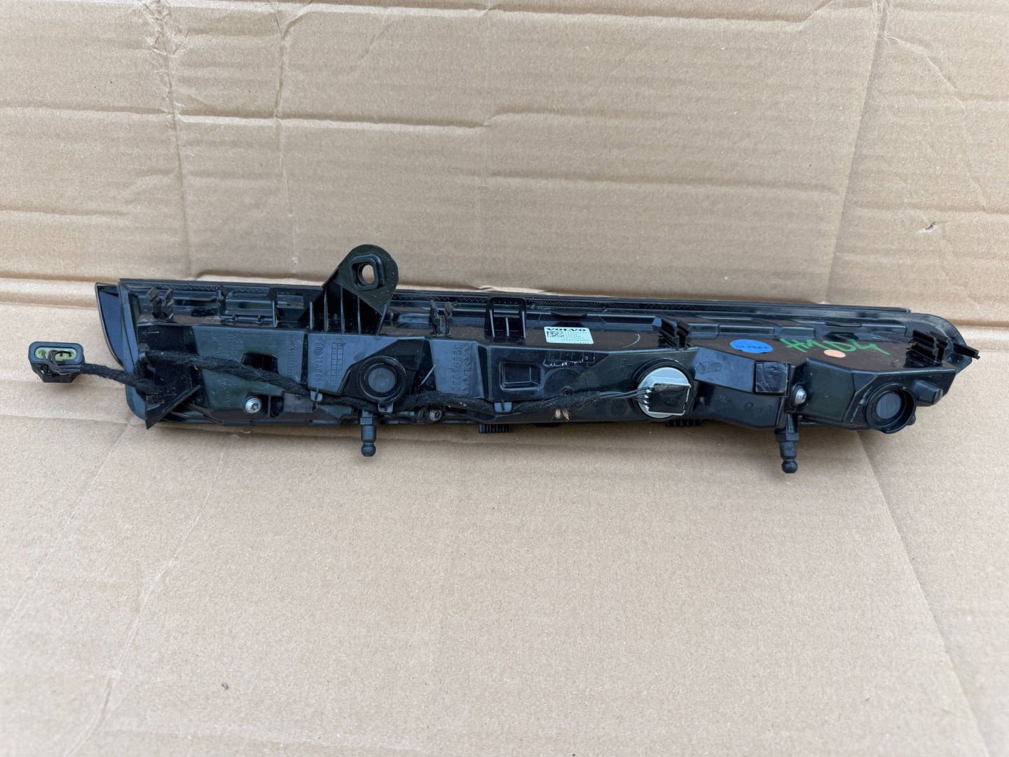 Volvo Ex90 Ex-90 24- LED light rear part upper to the bonnet left