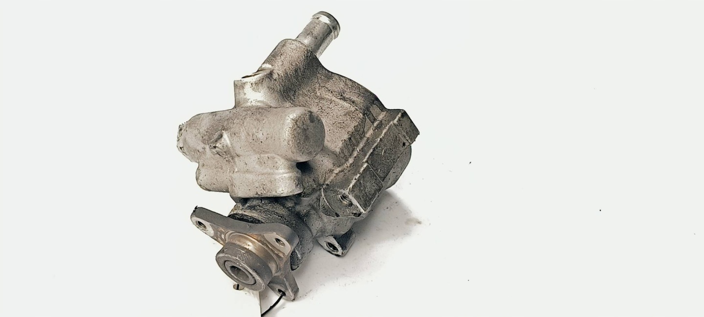 servo pump 2.5 OPEL VIVARO II