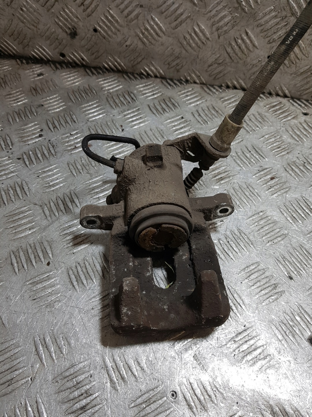 caliper brake right rear part rear VOLKSWAGEN GOLF 5