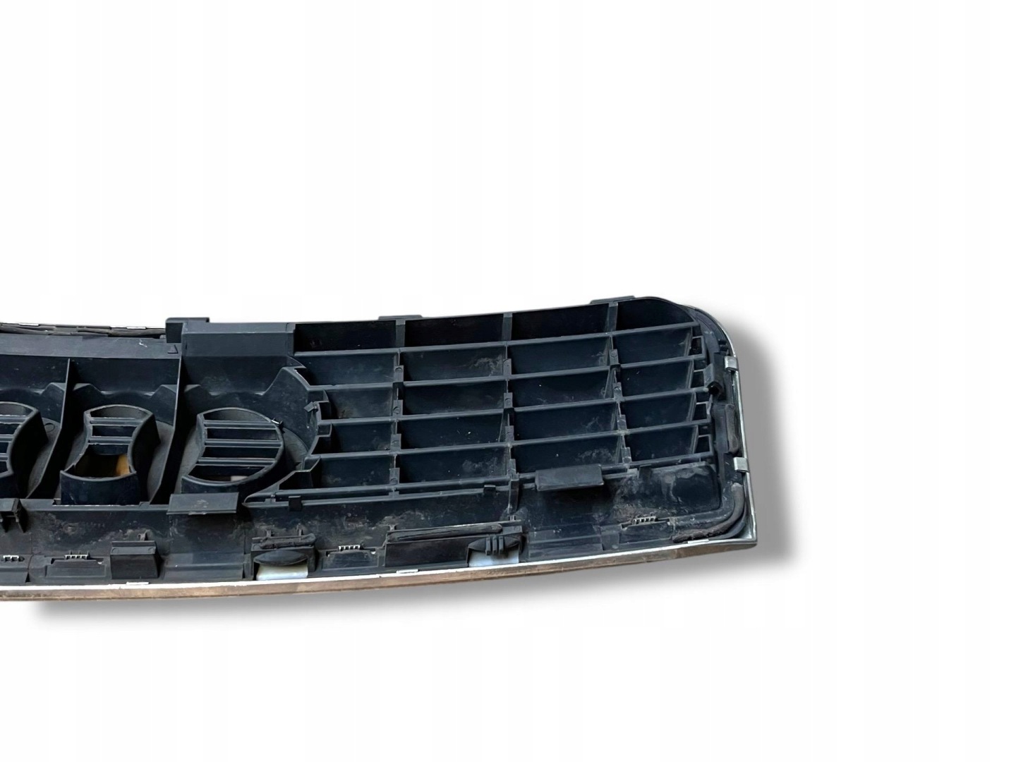 grille radiator Audi A4 B6 2003 8E0853651F