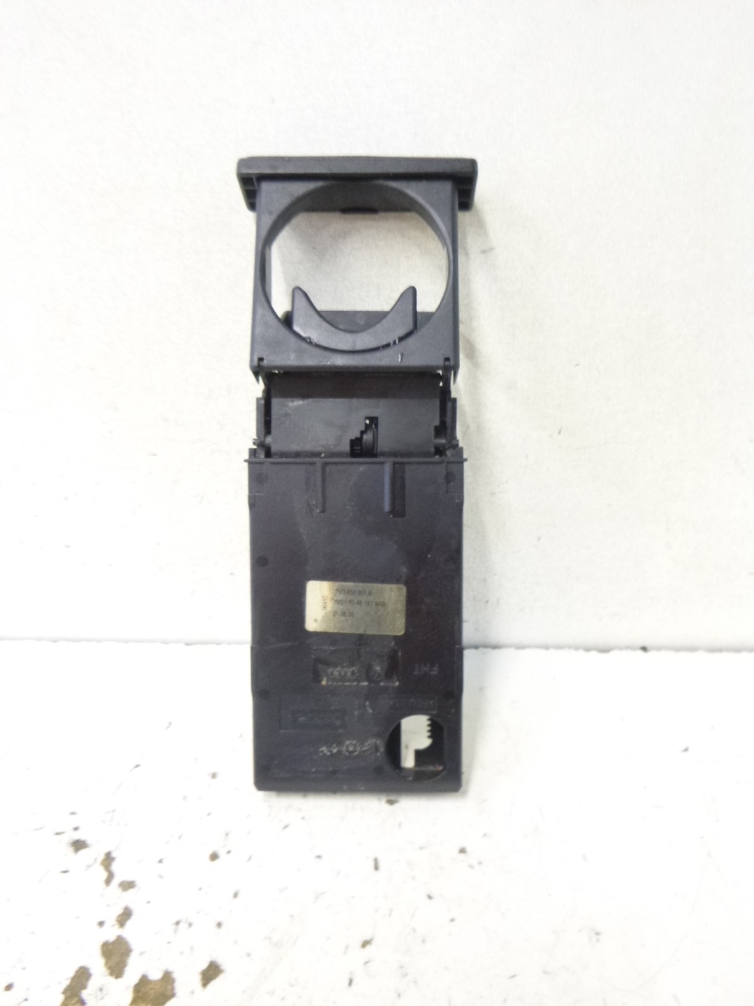bracket for kubki / Cupholder VW Sharan Alahambra 7M3858601A