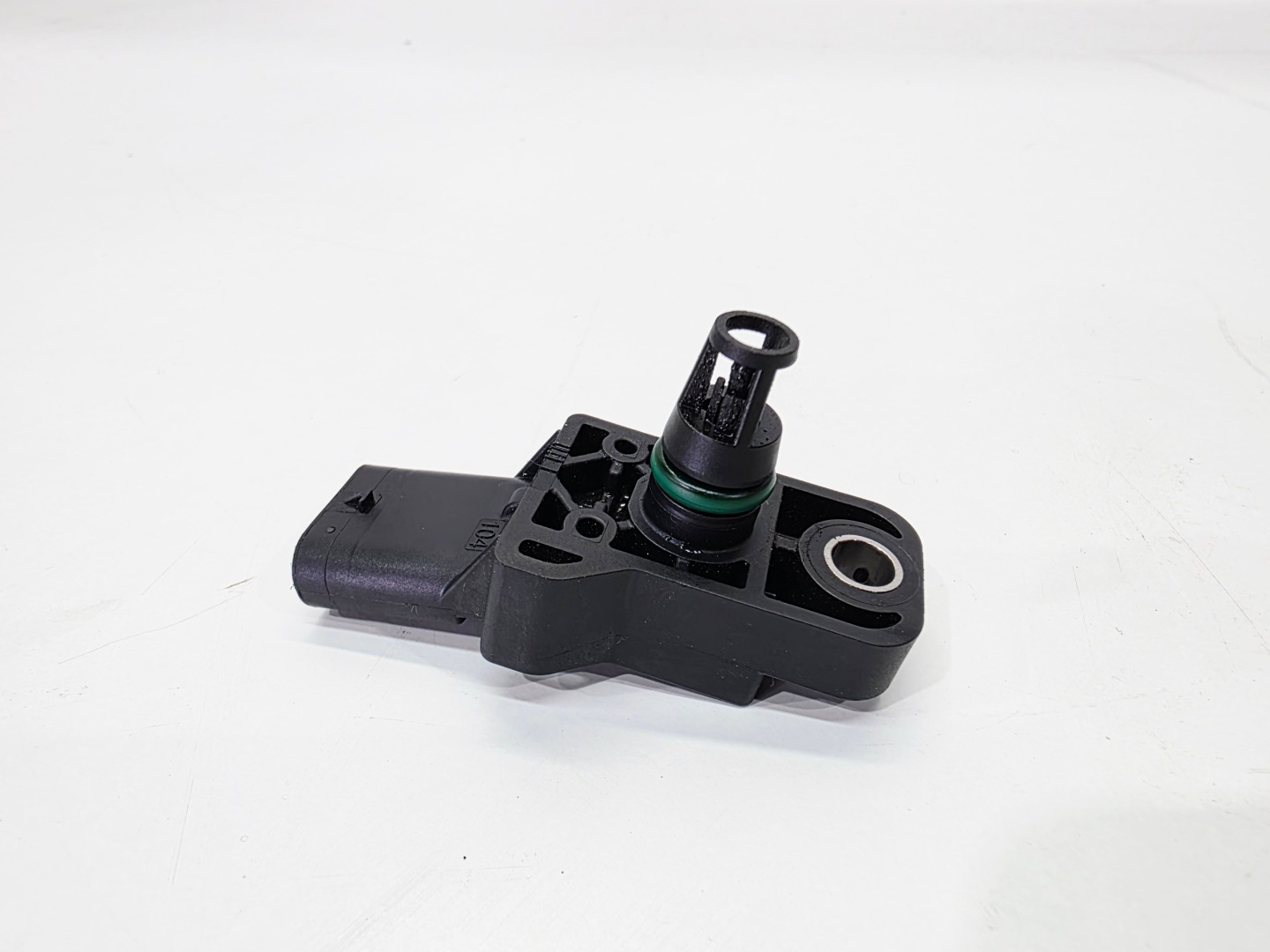 sensore pressione AUDI A4 B9 A5 Q5 FY 2.0 TFSI 06L906051B