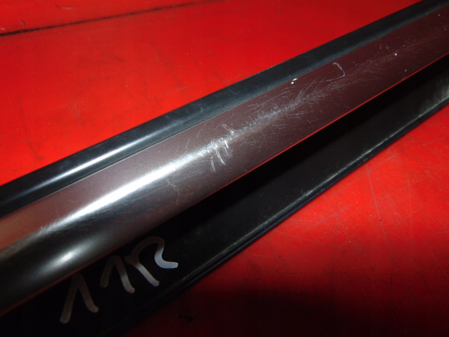 AUDI A5 8F CABRIO moulding dust door right