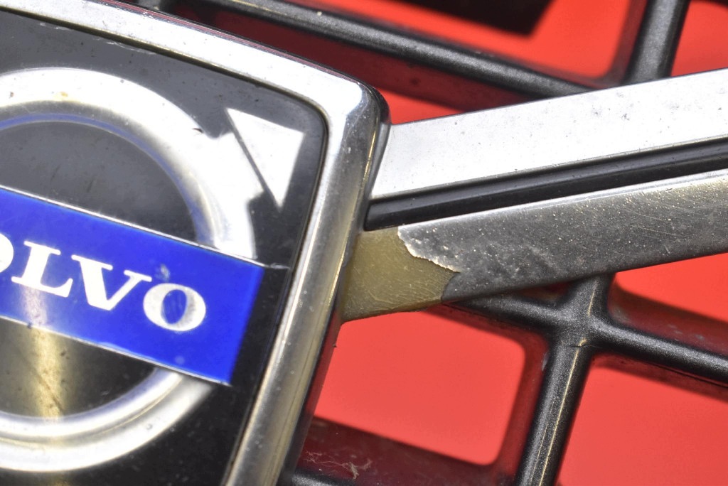 maska cierna CHROM 9190740 VOLVO S60 1 a 00-04