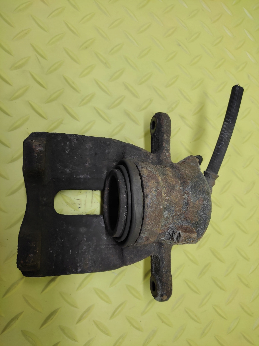 NISSAN MICRA K12 1.5 DCI caliper left front