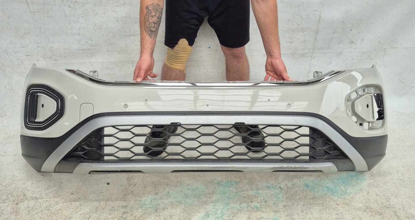 VW T-ROC T ROC LIFT 2GA 21- bumper front front PDC 2GA807217Q
