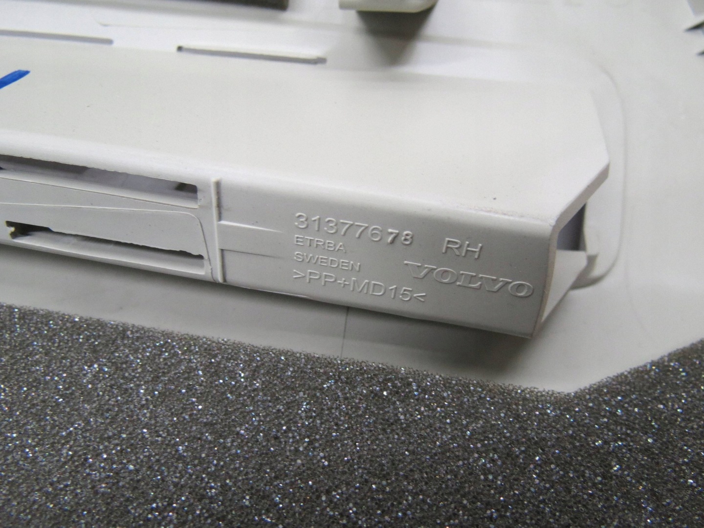 cover upper SLUPKA right D VOLVO S90 V90 31377678