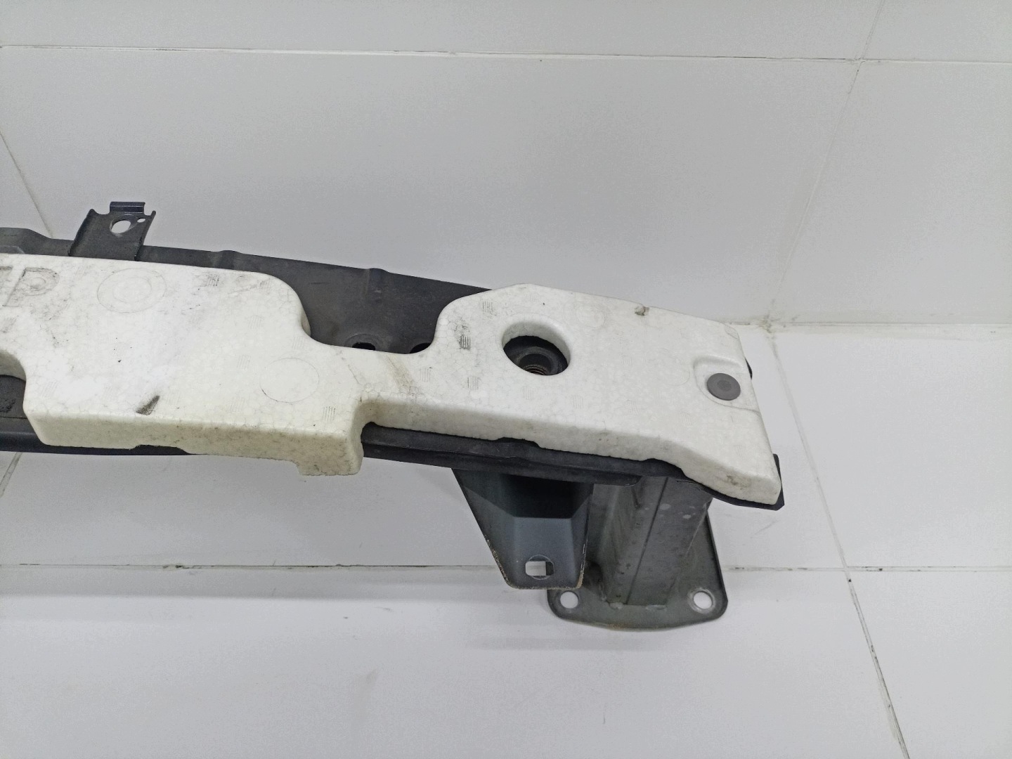sider pillar of a bumper front Mazda 6 3 2014