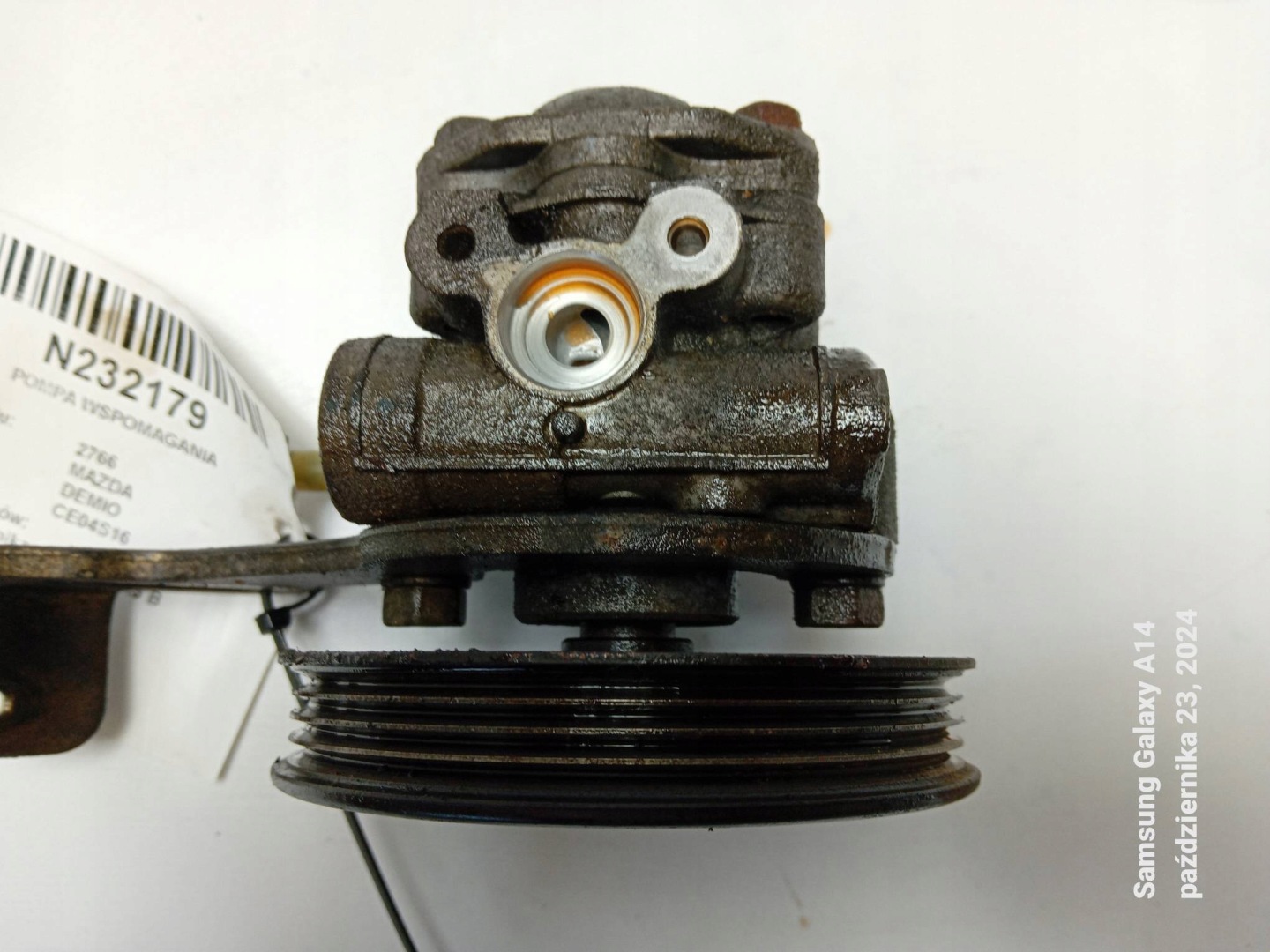 servo pump MAZDA DEMIO