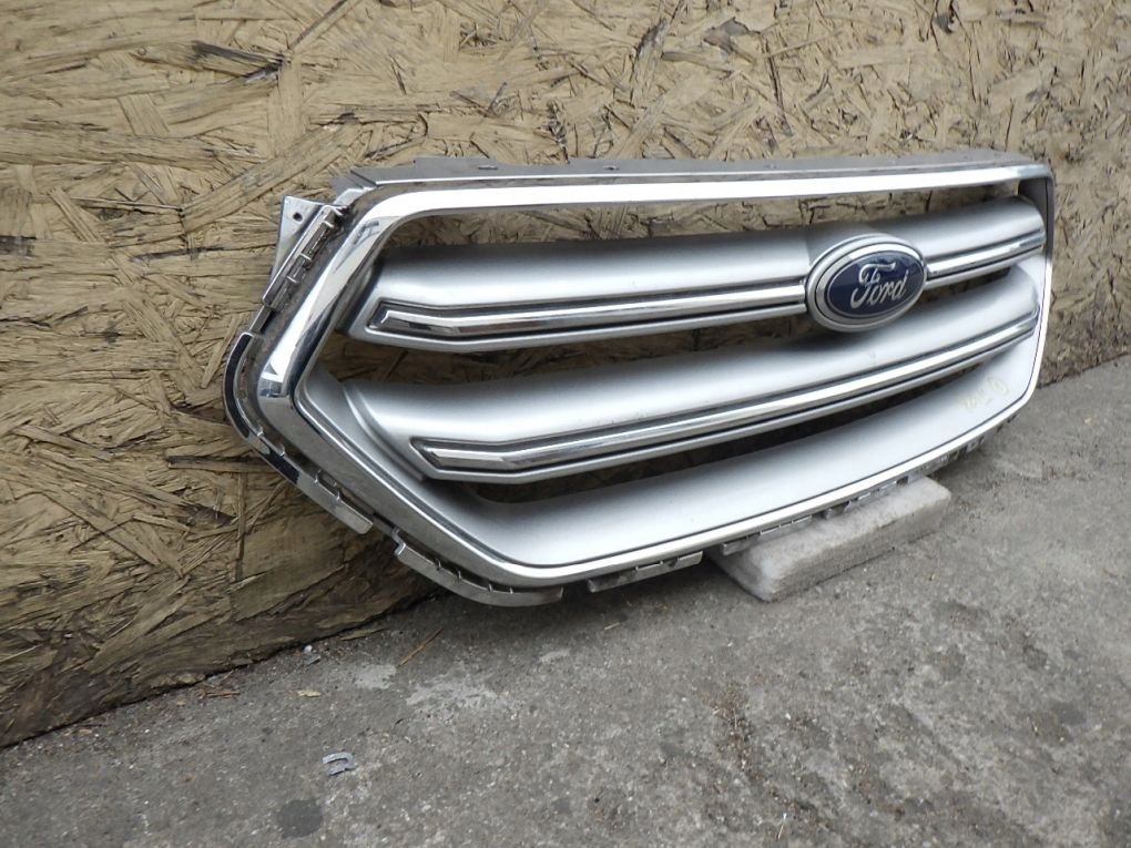 FORD KUGA MK2 II LIFT 16- Grille