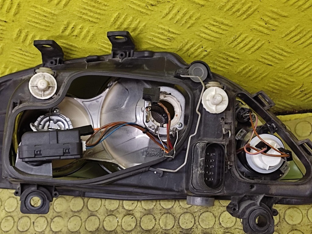 SEAT IBIZA III REFLEKTOR light right front