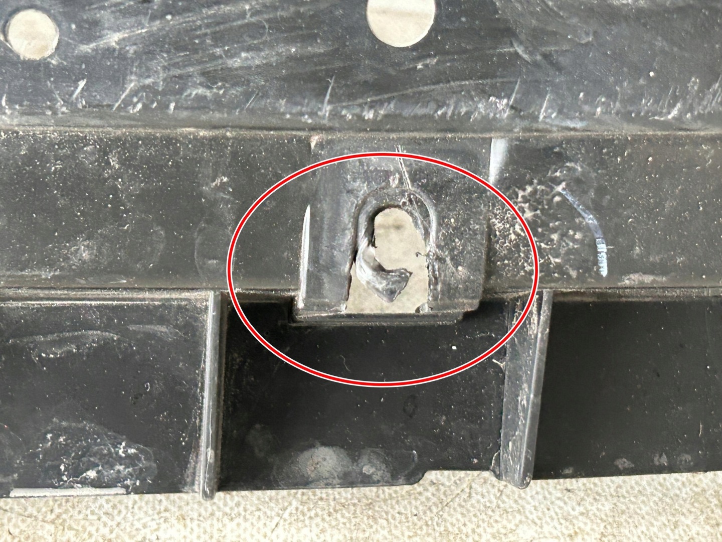 kryt nárazníku předek OPEL COMBO E 9825323580