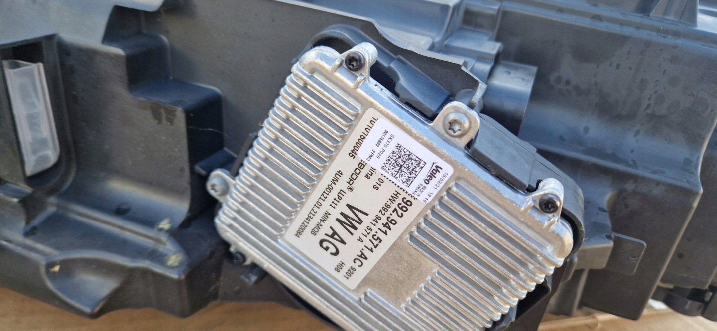 Licht SKODA SCALA 657941015A komplett Original IDEAL
