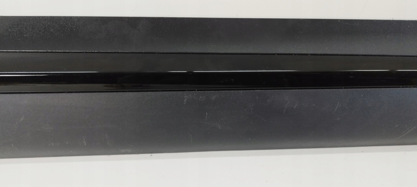 H13 MG MARVEL 2021 - moulding door right front front SAIC MOTOR 10365416