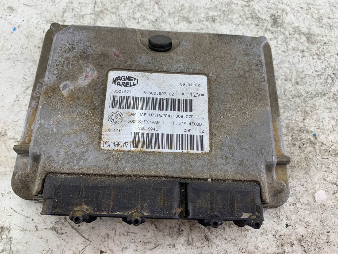 FIAT SEICENTO 1.1 unité de commande électronique uce moteur 73501877
