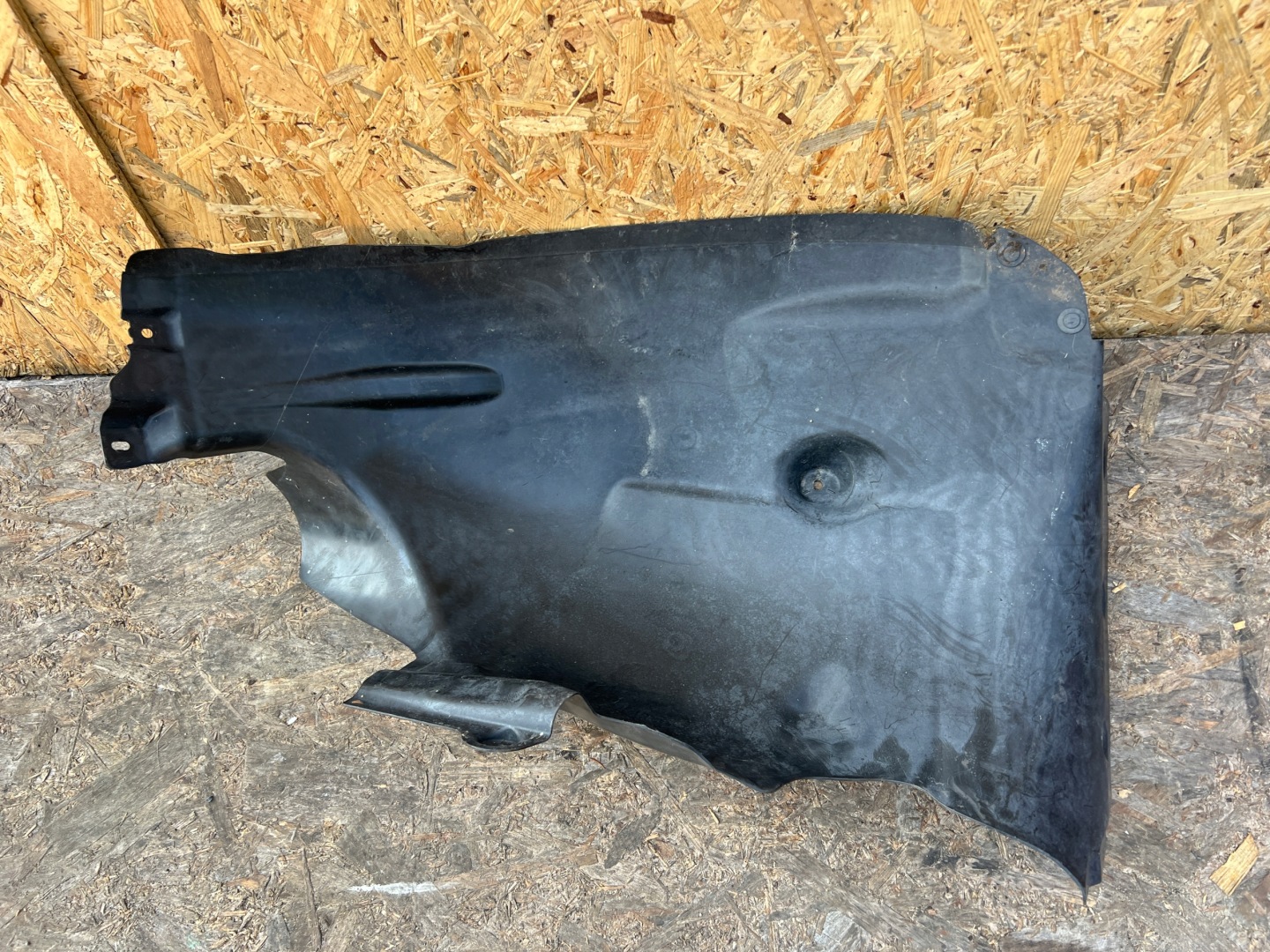 mudguard left front front MERCEDES W177 A2476906500