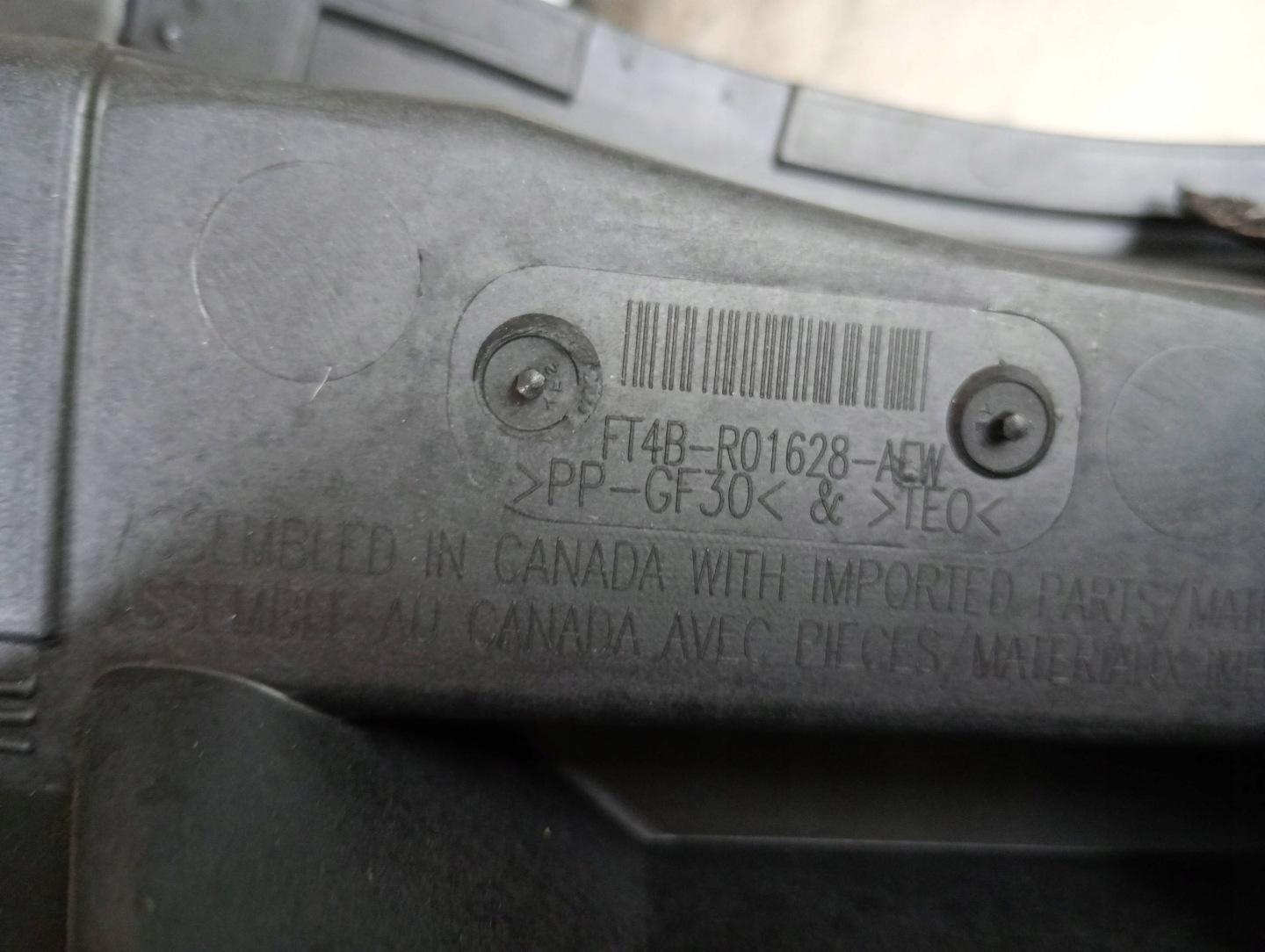 torpedo lower tension belt cover Ford Edge II 2015
