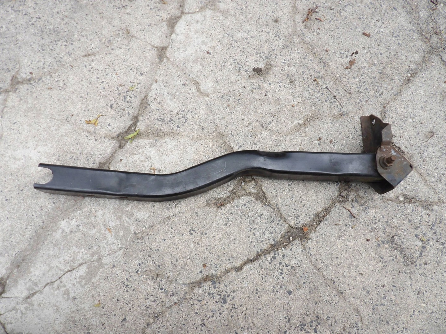 FORD KUGA MK2 holder supports of the front pillar left