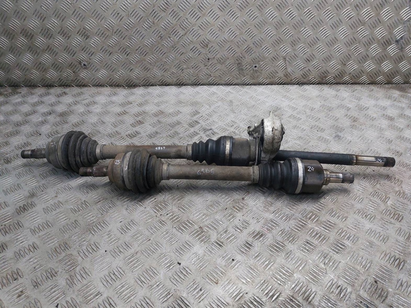 semi-axis left front + right front 5B PEUGEOT 308 and 1.6 HDI