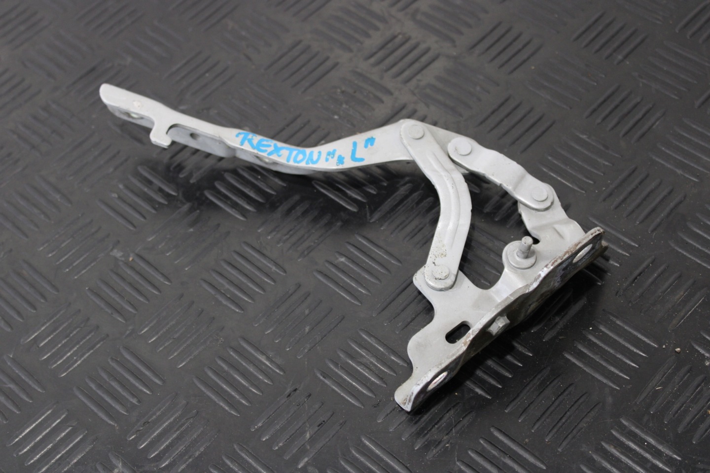 hinge bonnets left SSANGYONG REXTON 2 II G4