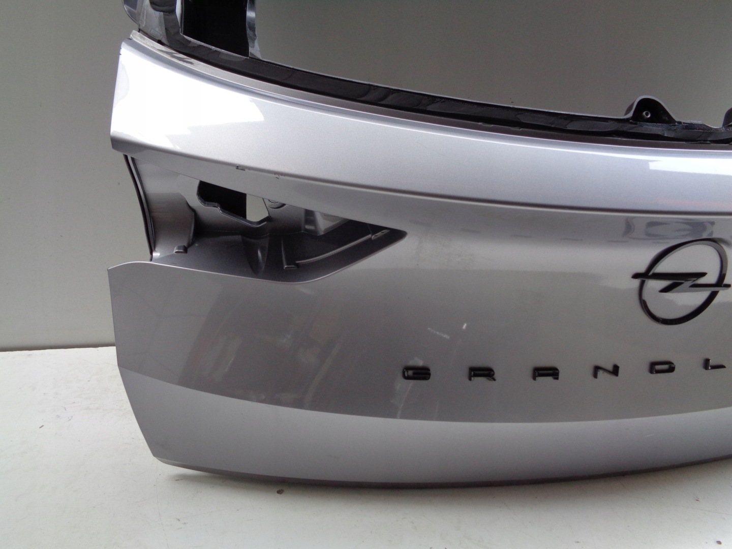 boot doors MITSUBISHI ECLIPSE CROSS 21- LIFT NR 49018