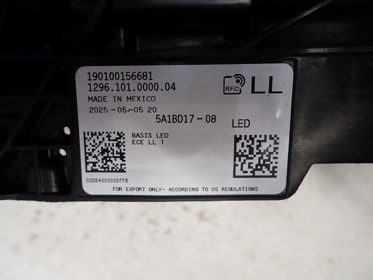 light front front left BMW X3 G45 2024- FULL LED 5A1BD17-08