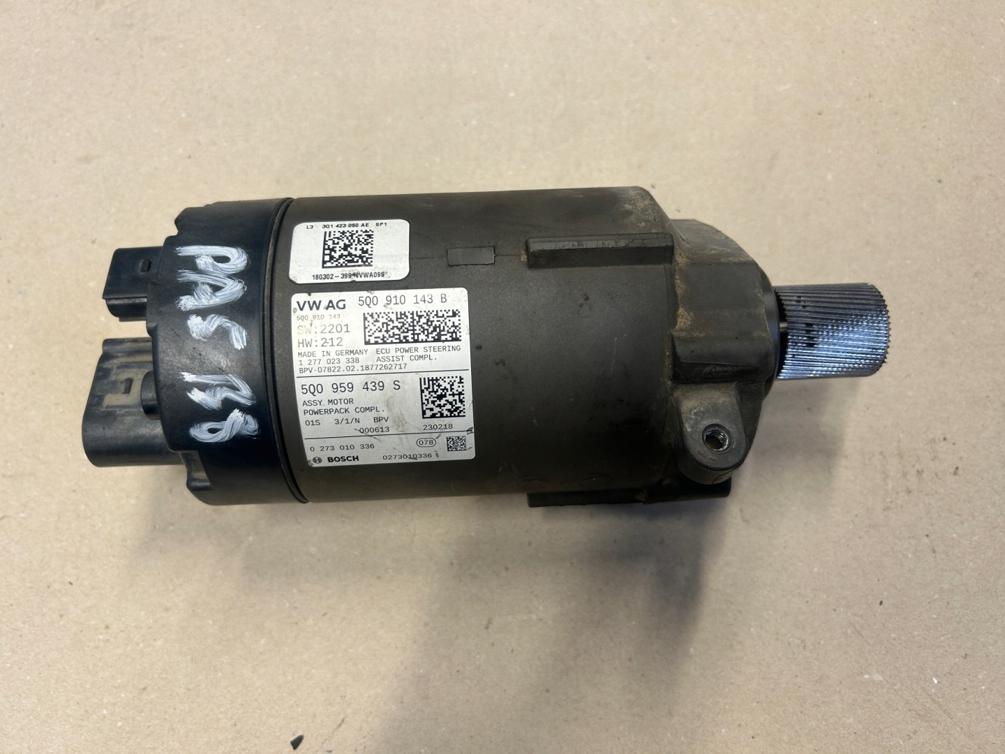 VW PASSAT B8 engine PRZEKLADNI steering wheel 5Q0910143B EUROPA