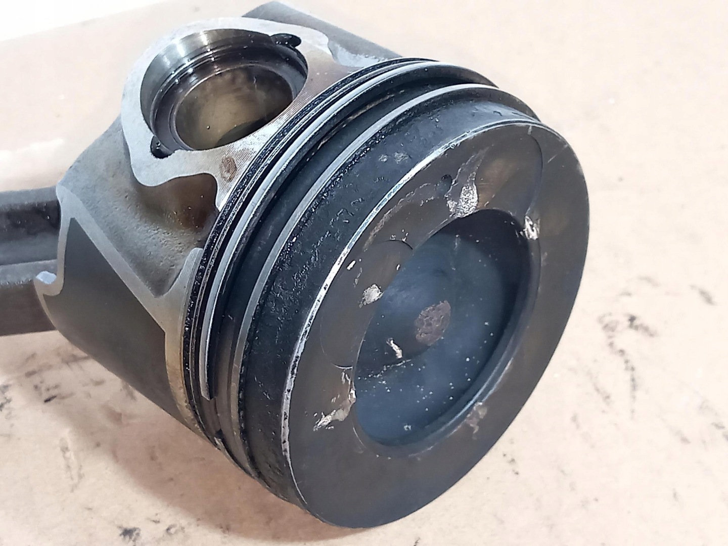Piston Moteur KIA CEED II 1.6 CRDI 12-18